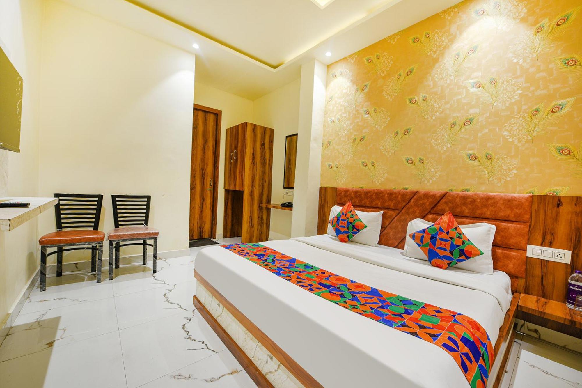 Fabhotel Dm Residency Amritsar Exterior foto