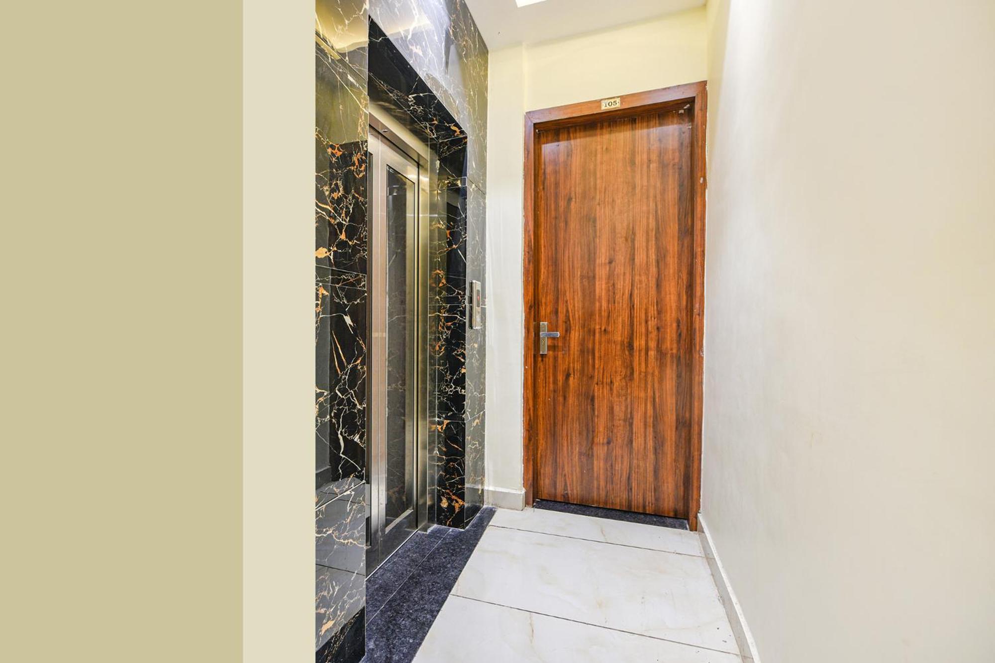 Fabhotel Dm Residency Amritsar Exterior foto