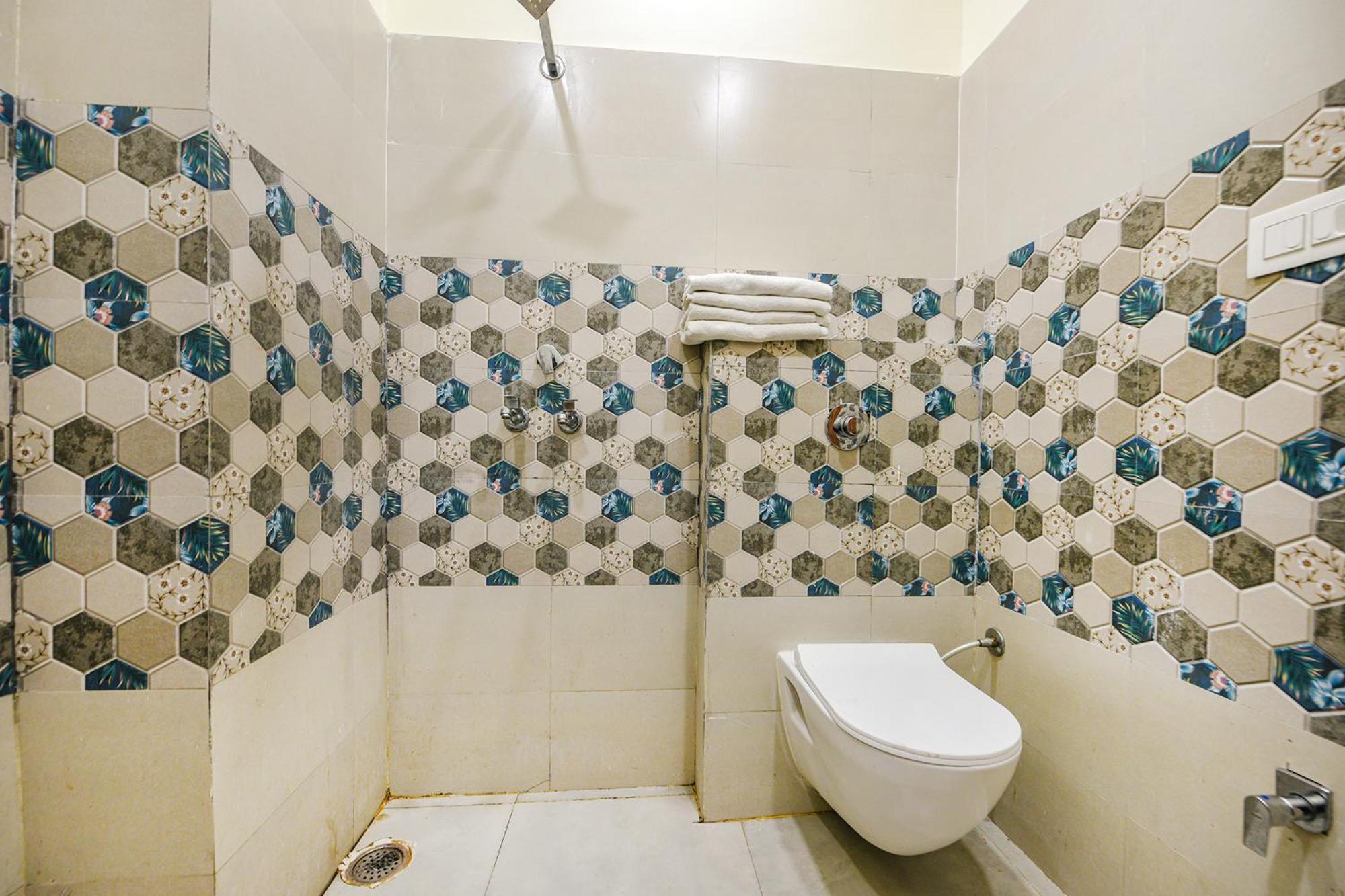 Fabhotel Dm Residency Amritsar Exterior foto