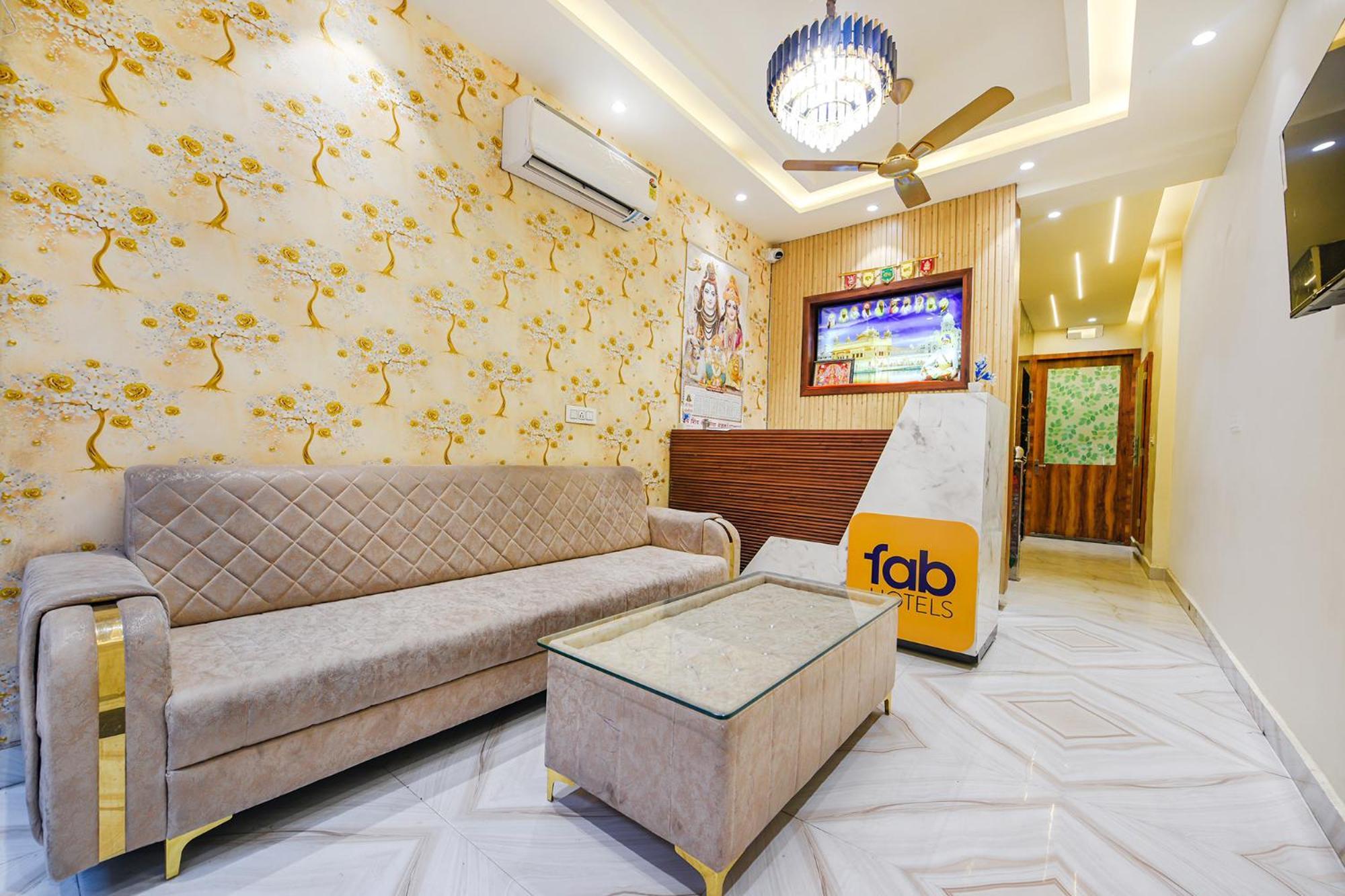 Fabhotel Dm Residency Amritsar Exterior foto