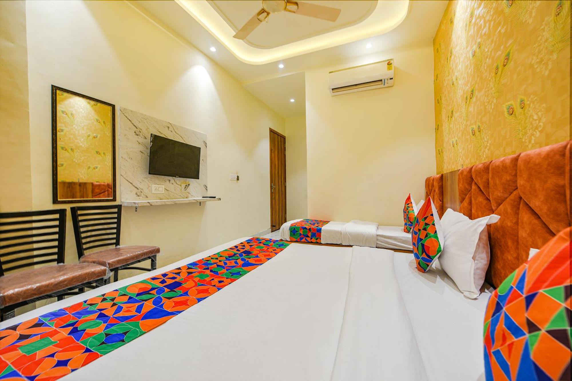Fabhotel Dm Residency Amritsar Exterior foto